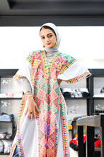 Load image into Gallery viewer, Bright Palestinian Tatreez Bisht