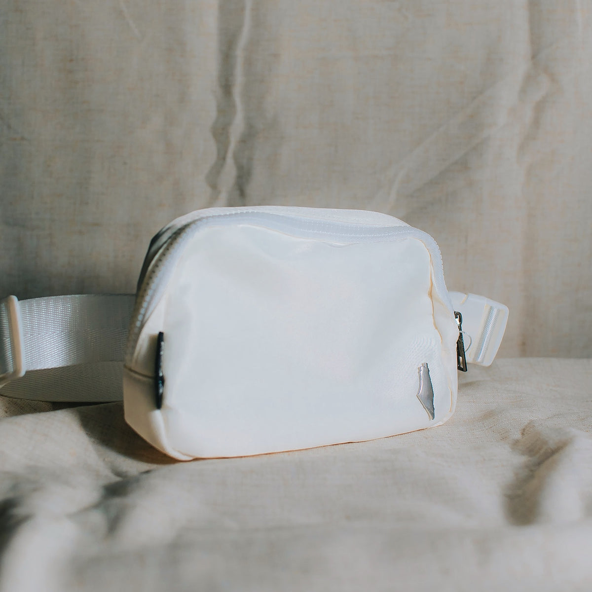 Palestine Belt Bag (White)