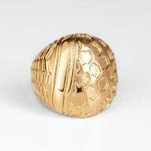 Load image into Gallery viewer, Watan Kuffiyeh Dome Ring (Gold)