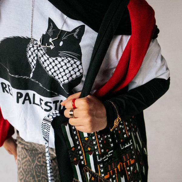 Palestinian Catfiyyeh "Free Palestine" T-Shirt (Black Cat) &mdash; alternate view