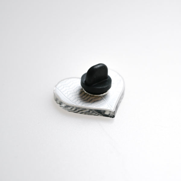 Kuffiyeh Heart Pin &mdash; alternate view