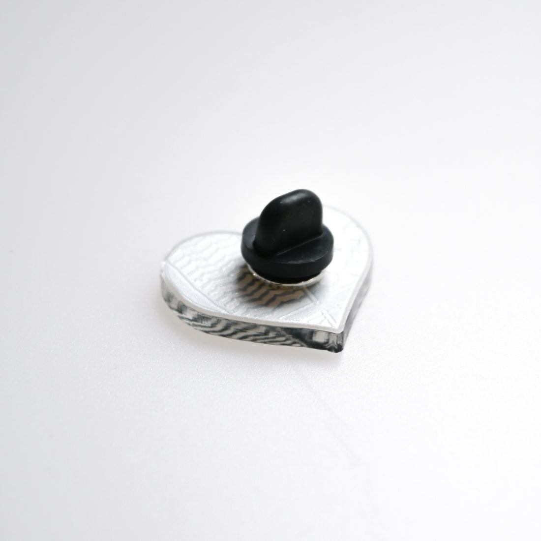Kuffiyeh Heart Pin