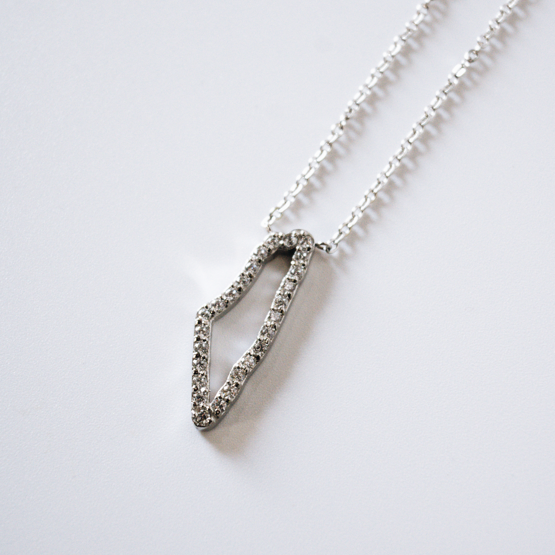 Rhinestone Palestine Map Necklace (Silver)