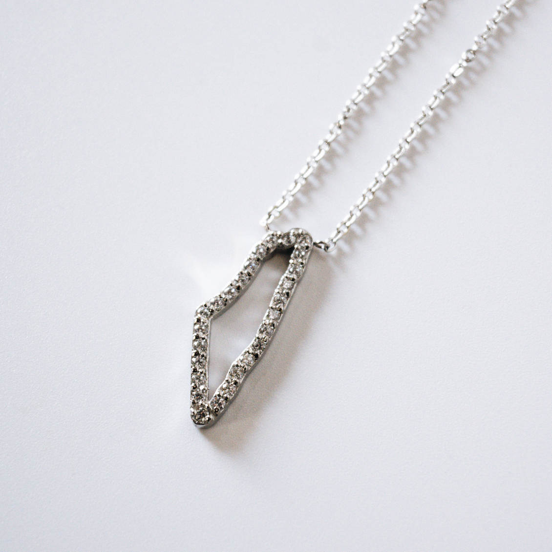 Rhinestone Palestine Map Necklace (Silver)