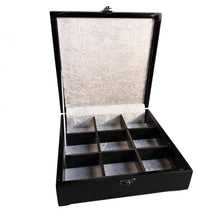 Load image into Gallery viewer, Tatreez &amp; Wood Box (Quad)